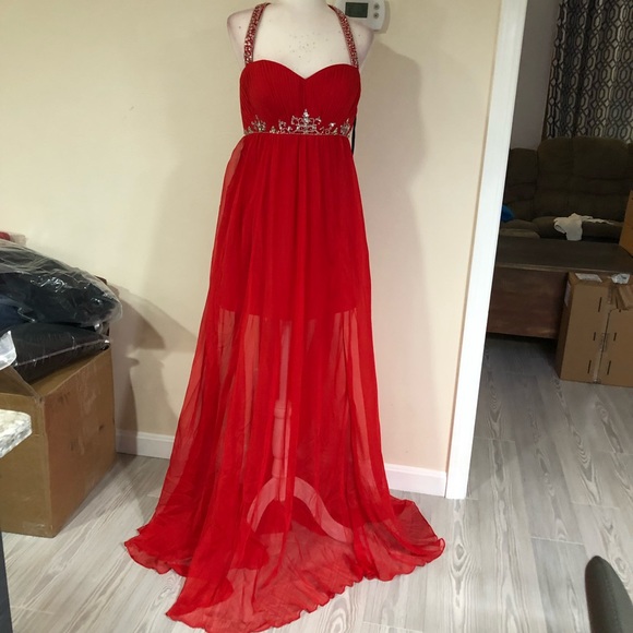 Red Goddess - Picture 4 of 13